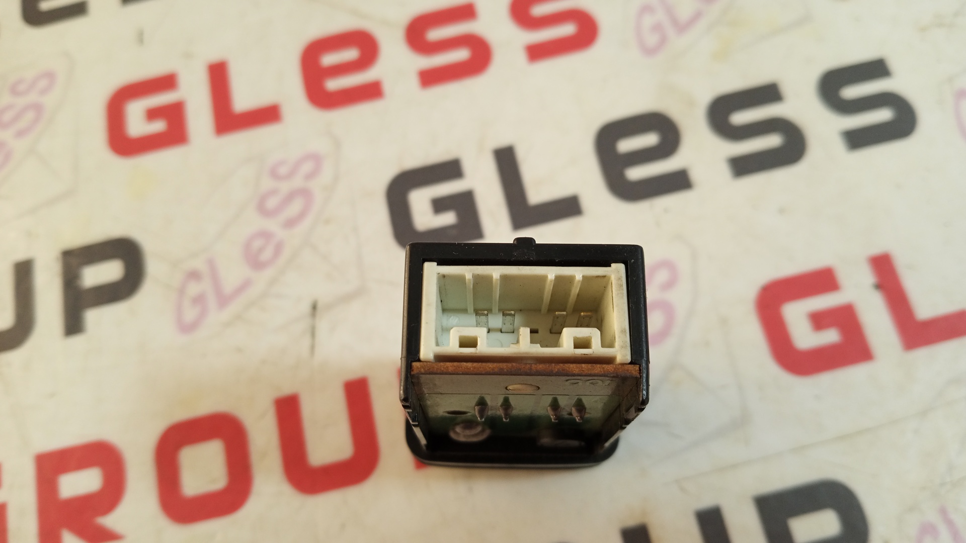 Кнопка обогрева заднего стекла | GE | б/у